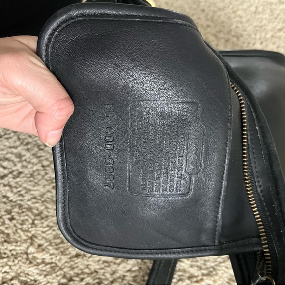 Vintage Coach Legacy 9997 Black Leather Bag - Picture 8 of 8
